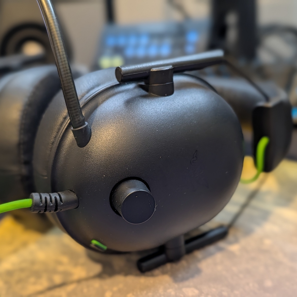 Razer Gaming Accessory Bundle - Picture 2 of 7